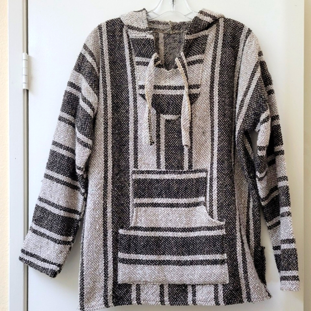 Poncho Long Sleeve With Hood